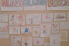 mladi mlajšim beremo